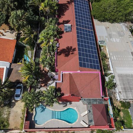 Cadushi Apartments Oranjestad Exterior photo