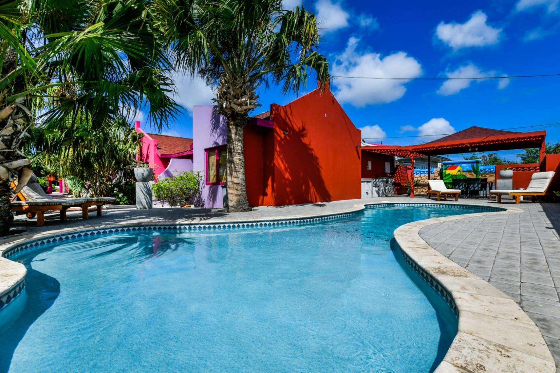 Cadushi Apartments Oranjestad Exterior photo