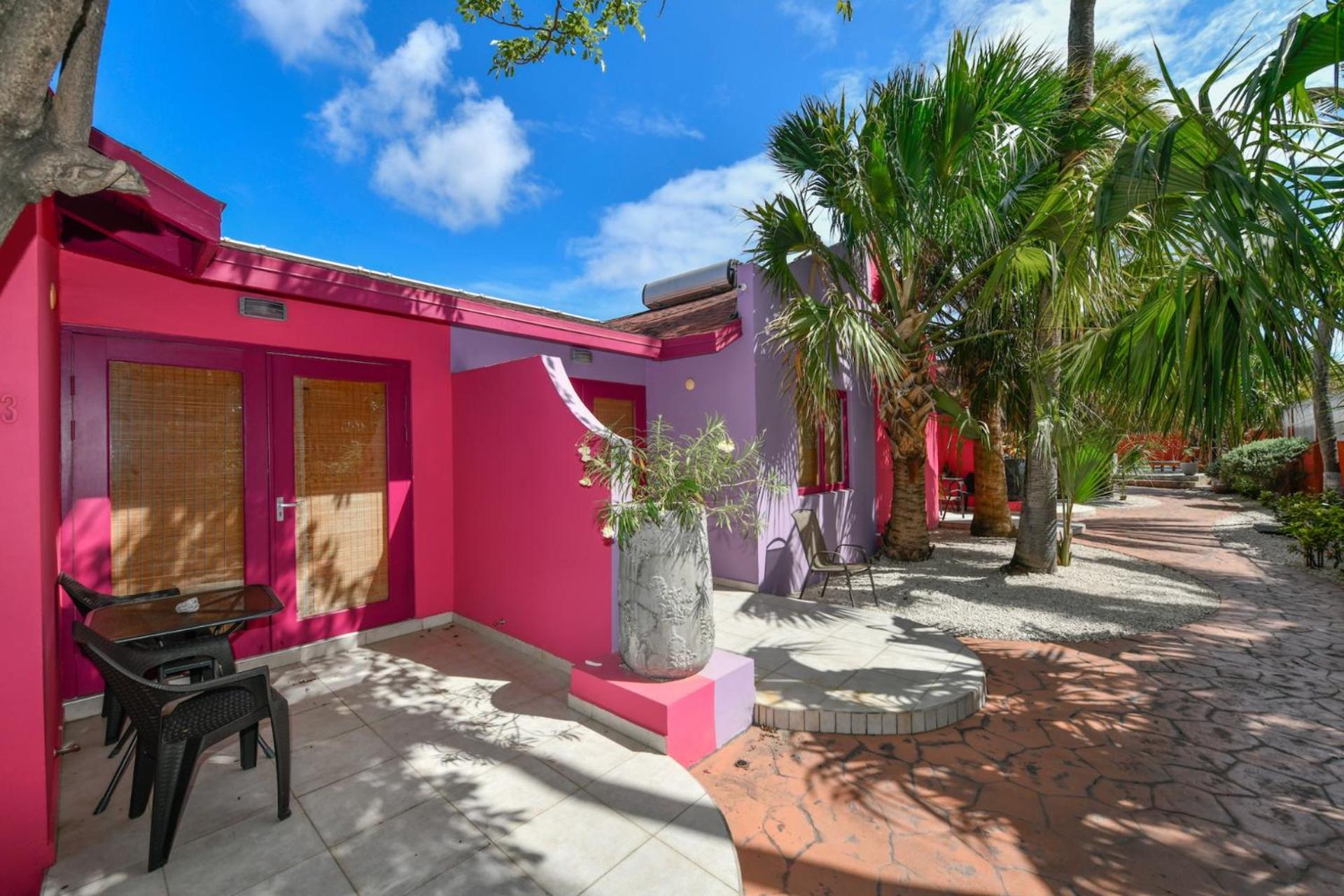 Cadushi Apartments Oranjestad Exterior photo